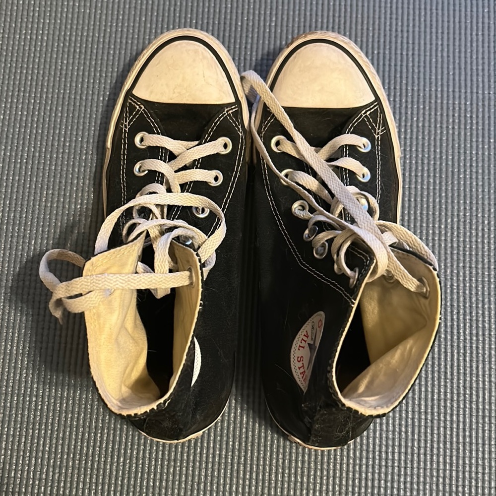 Black High Top Converse, Size 8